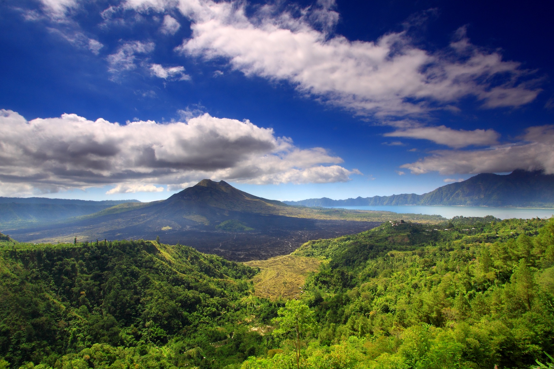 Mount Batur trekking